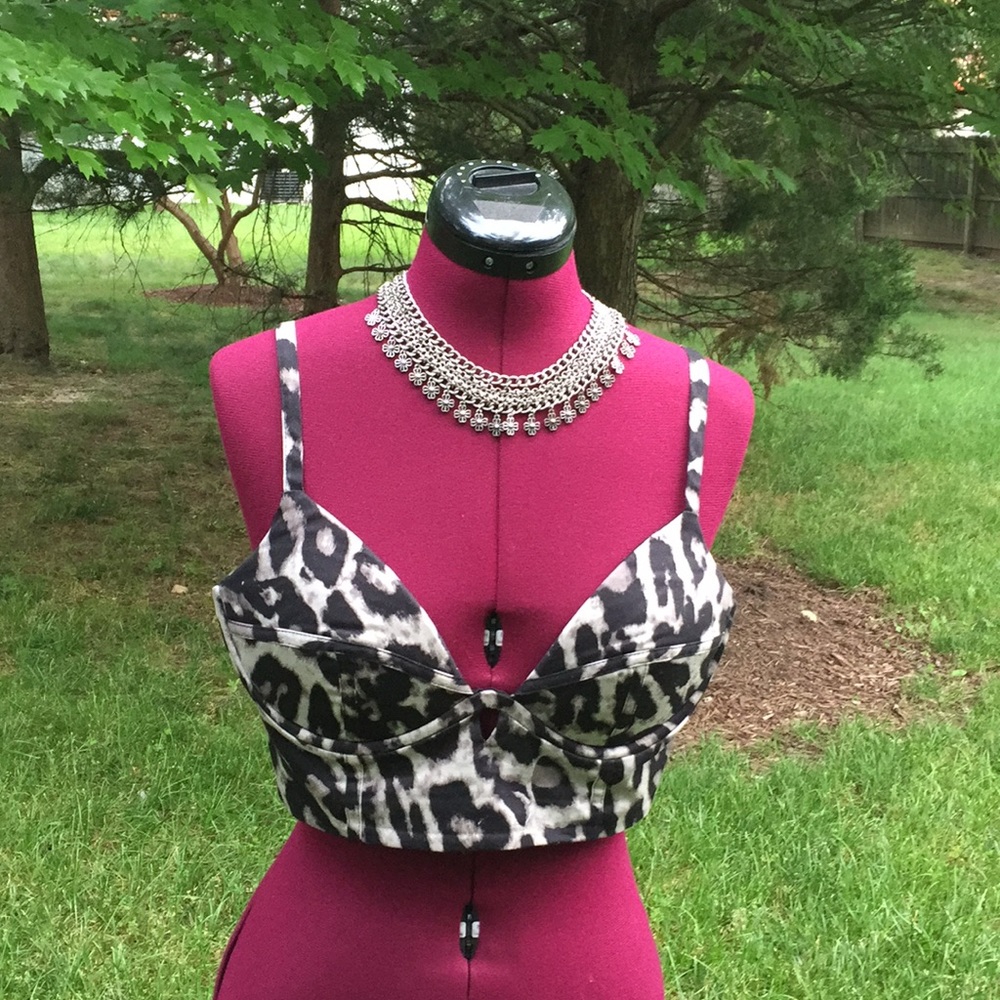Kendall and Kylie crop top, M, leopard print